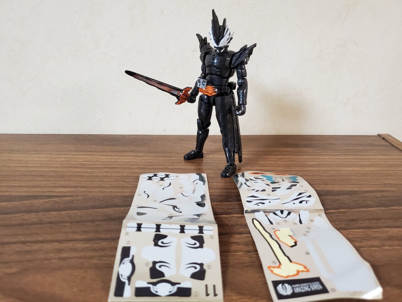 装動 仮面ライダーリバイス By5 仮面ライダーファルシオン アメイジングセイレーン クロトカゲ星日報