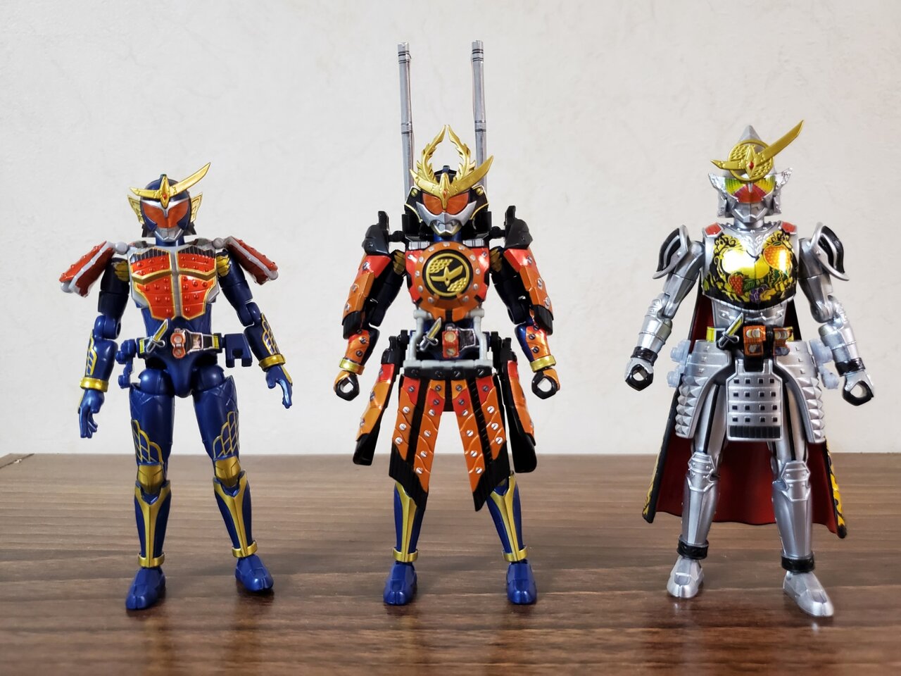 仮面ライダー鎧武極アームズ　3枚 SO-DO CHRONICLE 仮面ライダー鎧武3 鎧武 極アームズ