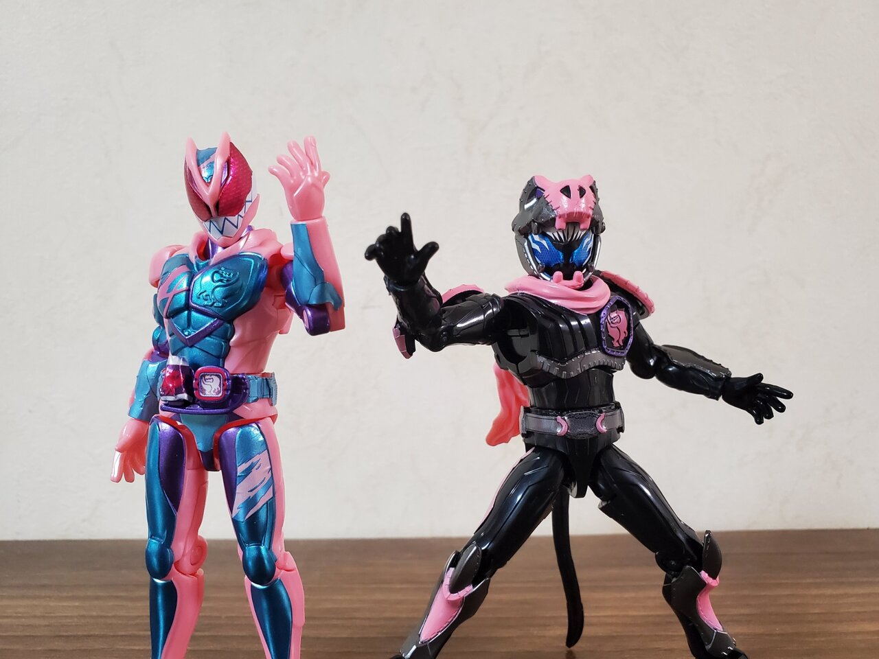装動 仮面ライダーリバイス By1 仮面ライダーリバイ バイス クロトカゲ星日報