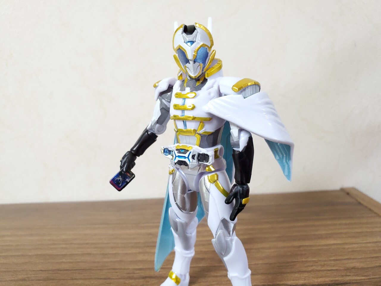 装動 仮面ライダーガッチャード→4← 仮面ライダーゼイン : クロトカゲ 