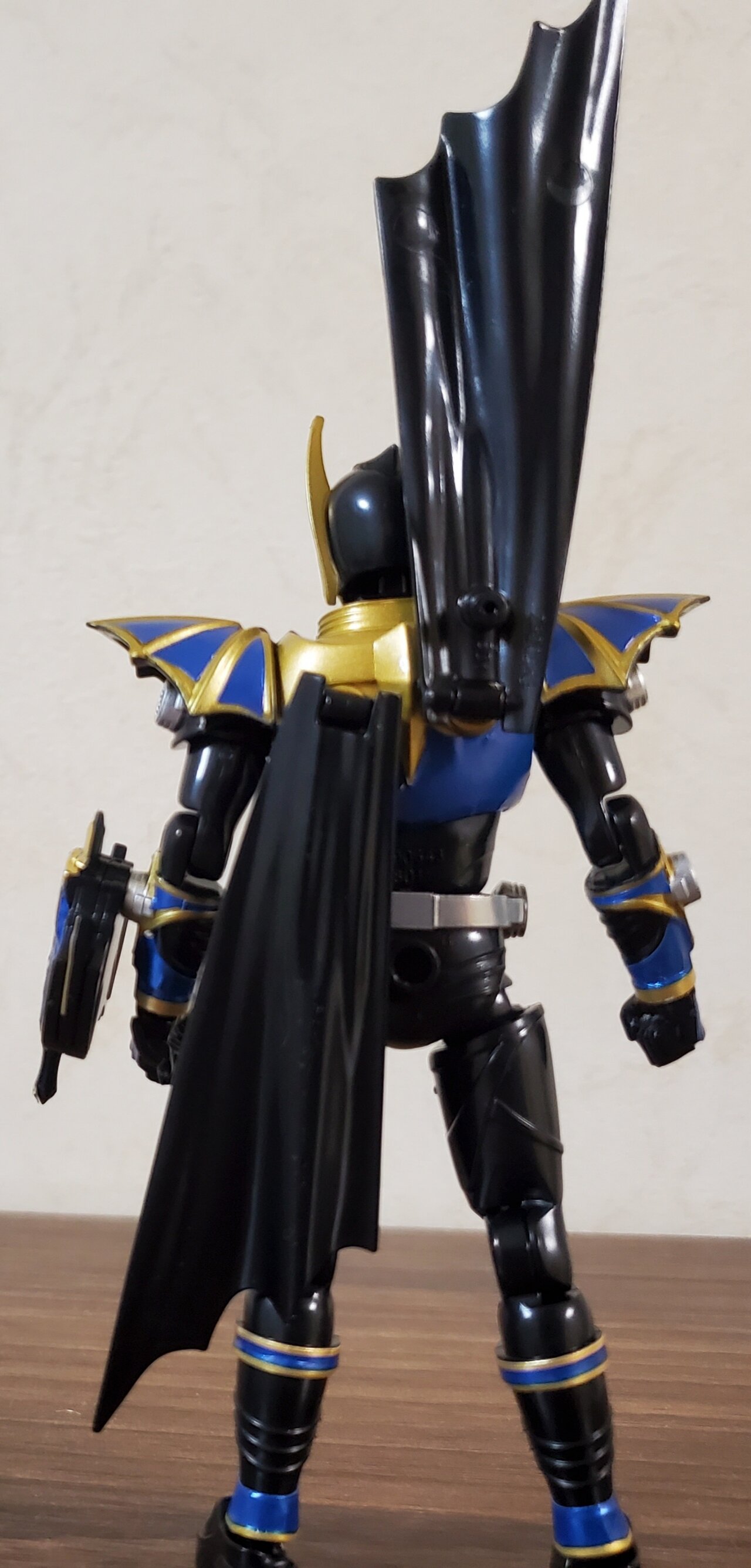 SHFiguarts ナイトサバイブ　ダークレイダー　仮面ライダー龍騎 S.H.Figuarts 仮面ライダーナイトサバイブ＆ダークレイダー