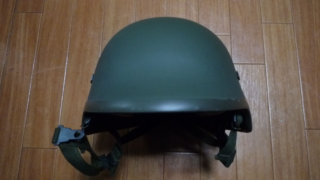 M826 ケブラーヘルメットを触ってみた : サバゲーマーの適当ミリタリー