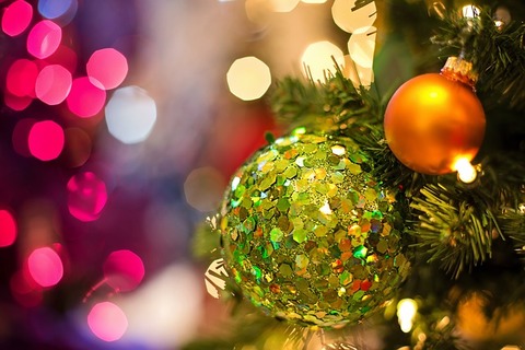 christmas-bulb-1823941_640