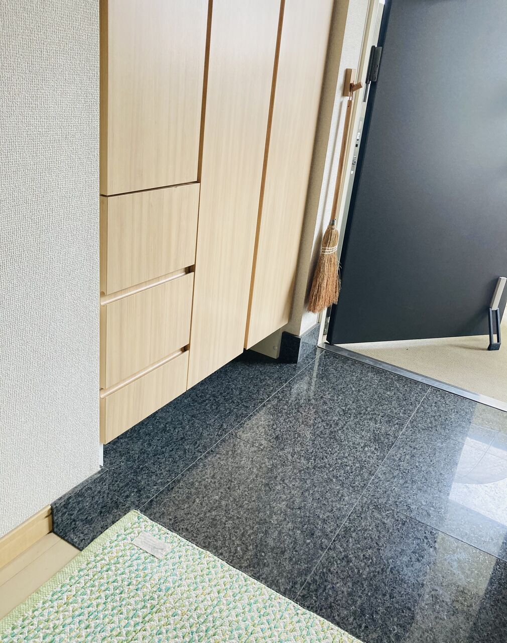 ニトリ ダイソー で下駄箱下の収納を見直し ぐんと使いやすくなりました An S日和 気切っ子育児と日々のくらし