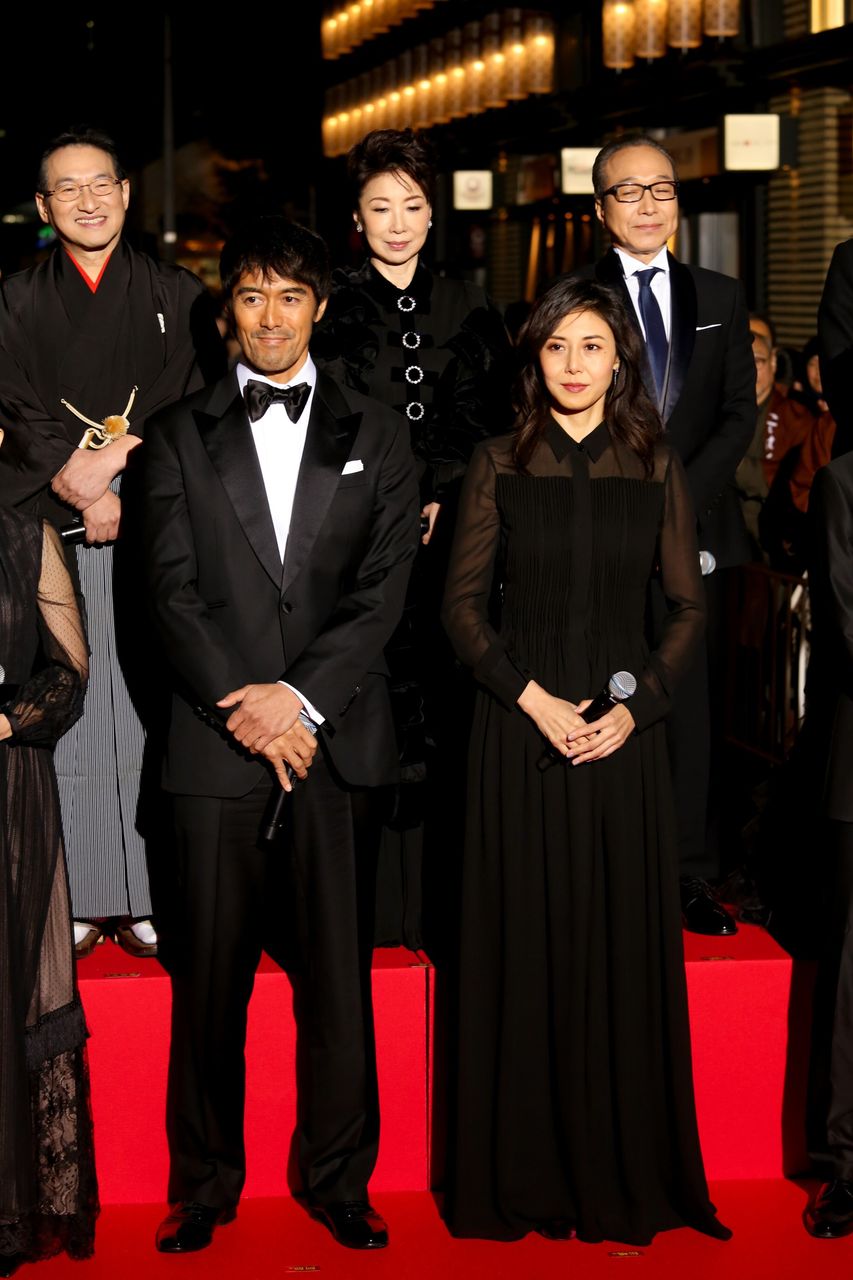 172cm 松嶋菜々子 初共演の阿部寛 やっぱ超きれいだな 高身長女子速報