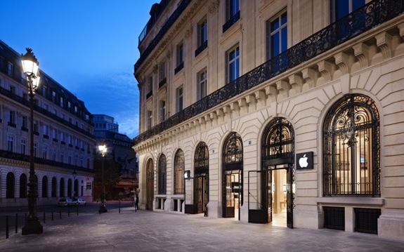 Apple-Store-France-Paris-Opera-exterior-001