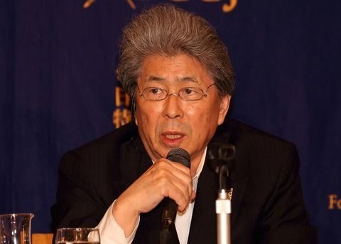 【だめだこりゃ】都知事選出馬予定の鳥越俊太郎氏、どんな街頭演説をしてくれるのかと思いきりや… 約1分の演説、森進一氏の紹介をしただけ → 支持者ブチ切れｗｗｗｗｗｗ