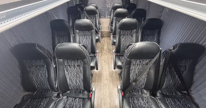 高速バス「相席ブロック」対応に苦慮 2席予約し1席直前キャンセル