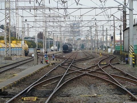会社で全員に定期券の購入履歴の提出を命じられてワロタwwwwwwww