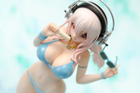 06904