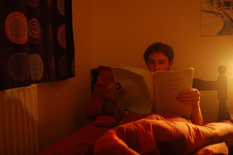 bed_reading