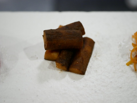 P1730384
