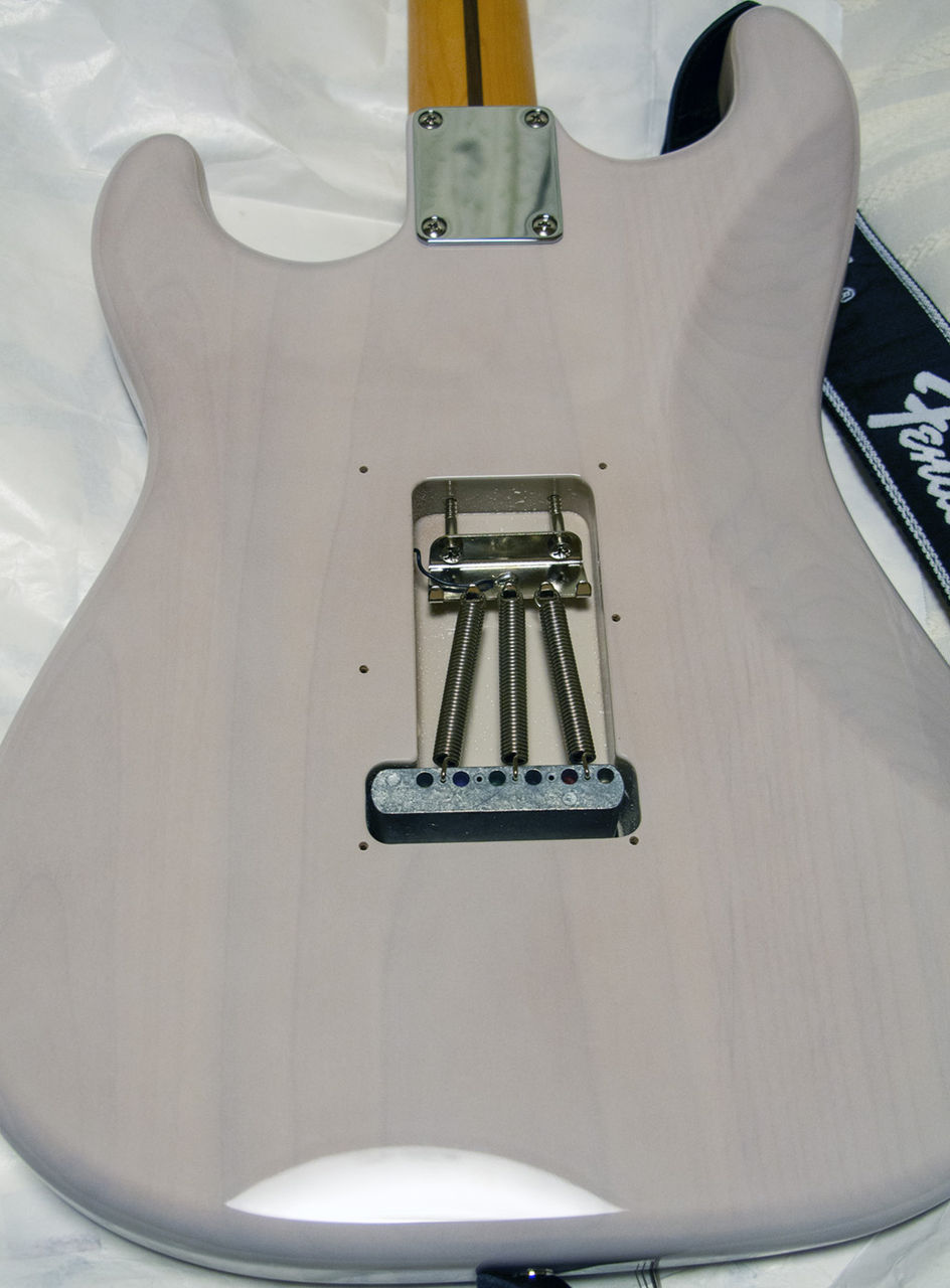 Fender Made in Japan Hybrid 50s Stratocaster : アンツァンドカーメラズ