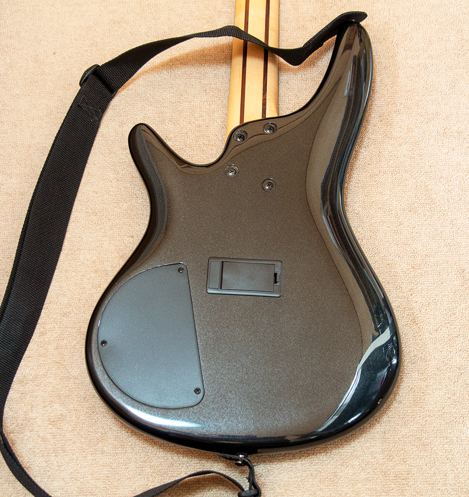 Ibanez SR300(IPT) : アンツァンドカーメラズ