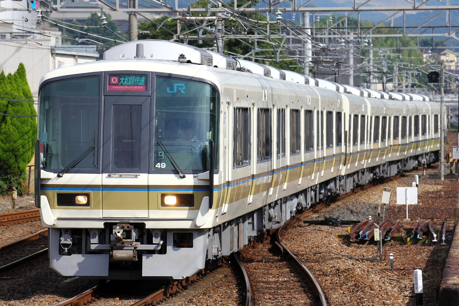 【JR西】221系 転落防止幌取付編成 大和路快速 写真あげ庫 【JR西】221系 転落防止幌取付編成 大和路快速 写真あげ庫