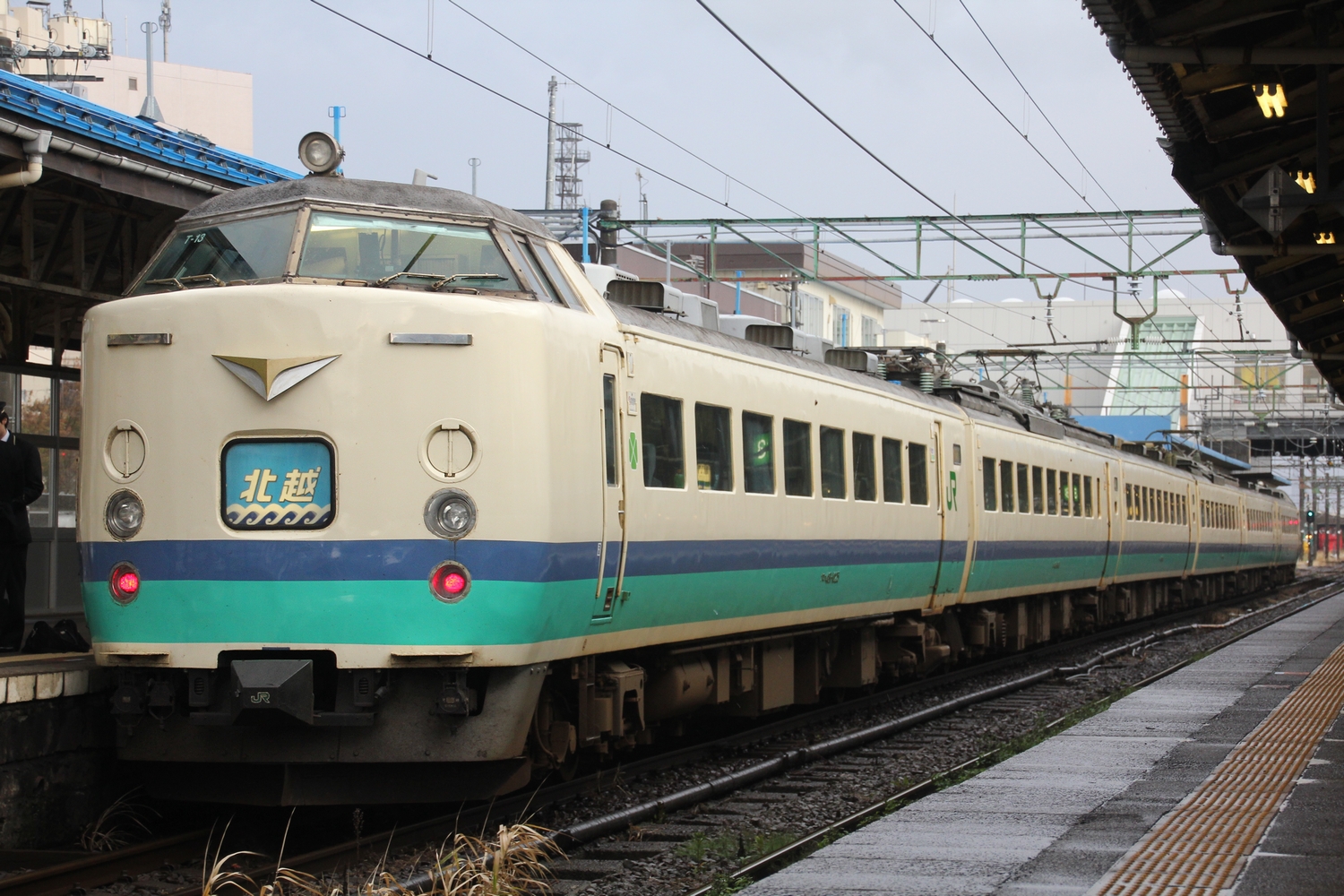 JR東】485系上沼垂色「北越」 : 写真あげ庫