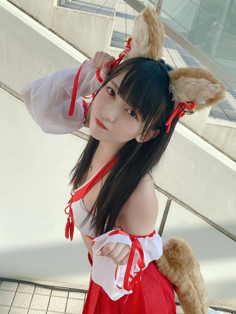 髙木ゆりあ身長151cm水着姿