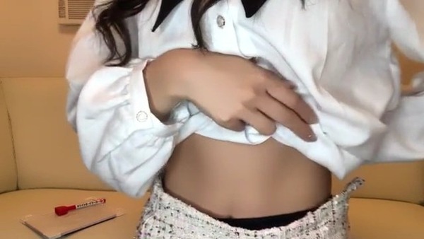 AKB48鈴木優香セクシーSHOWROOM