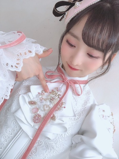 小栗有以かわいいTwitter