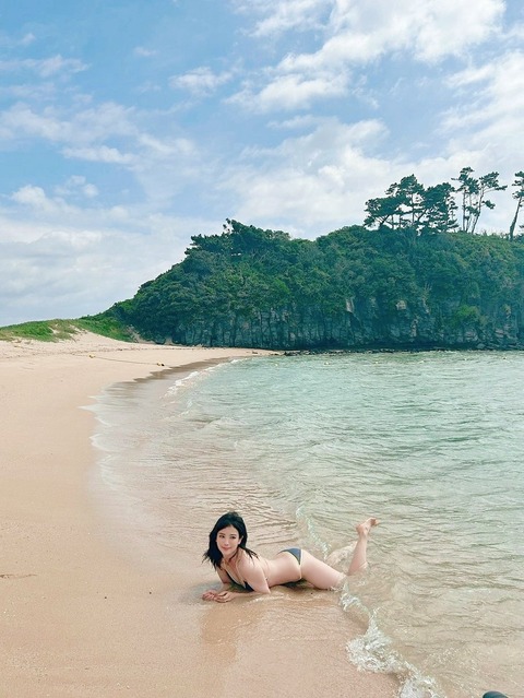 北原沙弥香ヤンジャン水着グラビア