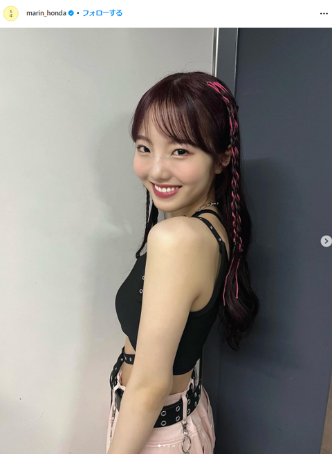本田真凜LE SSERAFIM衣装