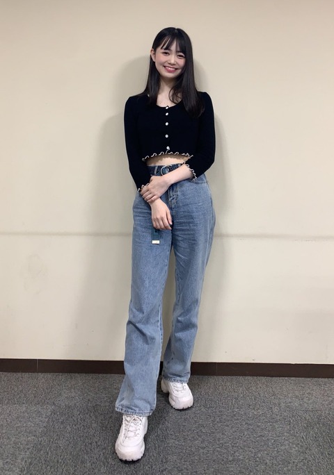 NMB48黒田楓和が高身長でスタイル抜群