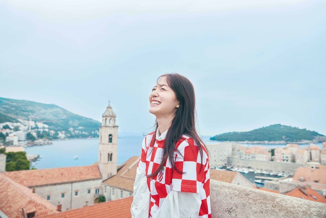 乃木坂46金川紗耶1st写真集の先行カット