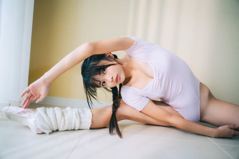 小森香乃1stイメージDVD「純白の17歳」