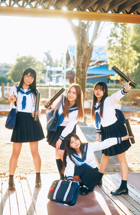 制コレ24（稲光亜依、仙北谷ハンナ、小森香乃、百田汐里）水着グラビア