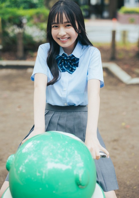 齋藤心春ヤンジャングラビア