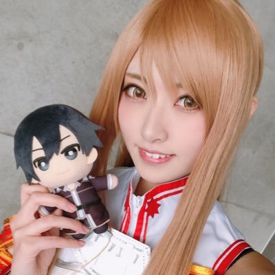 脚が本体のコスプレイヤーアイドル紗雪