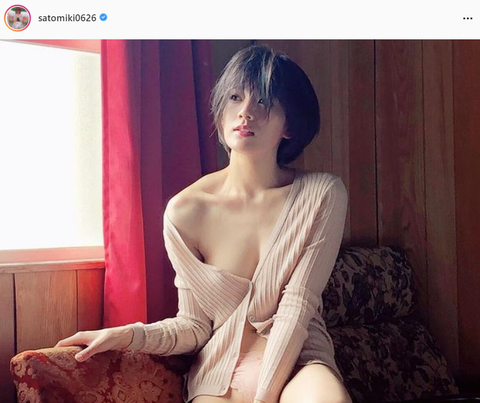 佐藤美希1st写真集Fカップ水着姿