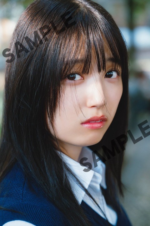 乃木坂46五百城茉央1st写真集「未来の作り方」