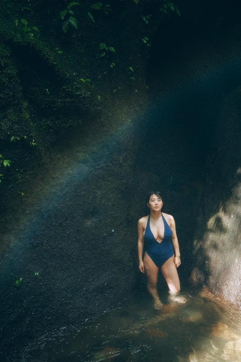 福井梨莉華1st写真集