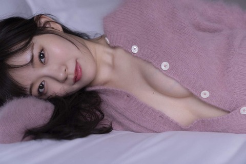 渡辺美優紀フォトスタイルブック『美優紀です。』ランジェリー姿