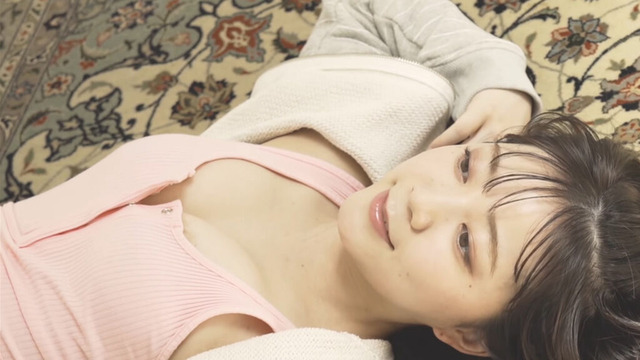 伊藤彩沙1st写真集 AYASA SHOCK!!
