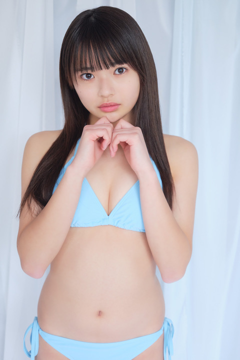 小森香乃初水着グラビア