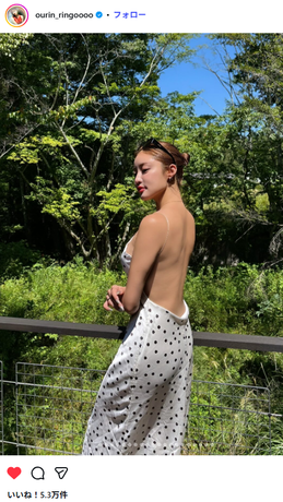 【画像】王林ちゃん、私服が半裸でエッチすぎてヤバいwwwwwww胸元＆背中全開の思い出写真にファン大興奮！！！