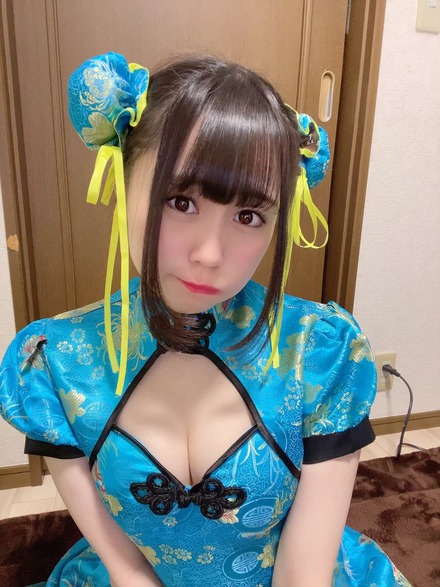 新川紗矢音セクシーツイッター写真