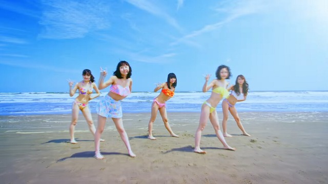 つりビット『Chuしたい』小西杏優水着 (6)