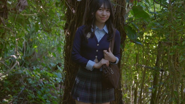 早川真由イメージDVD「Sweet ＆ Clear」 (2)