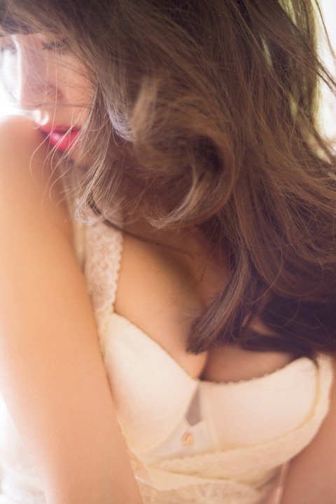 小嶋陽菜写真集