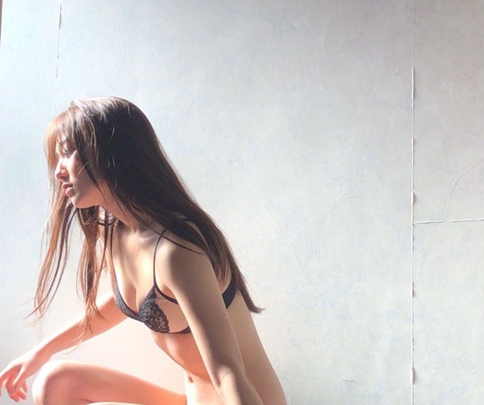 奥山かずさ2nd水着写真集