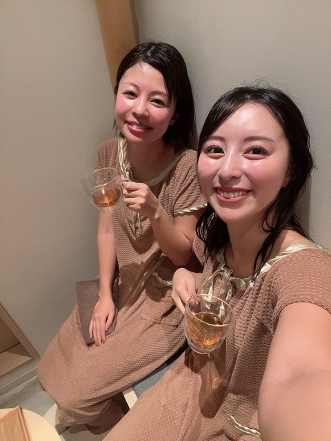 太田江莉奈サウナ水着ショット