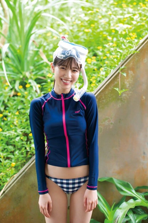 日向坂46 河田陽菜1st写真集 思い出の順番ランジェリー&水着カット