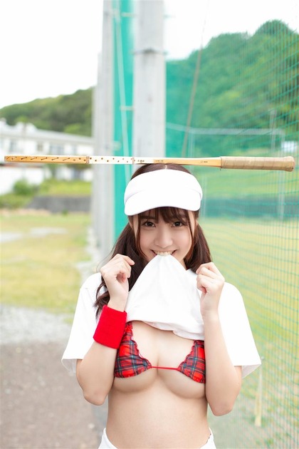 天羽希純3rd水着グラビアDVD「ずっと、きすみに夢中!」