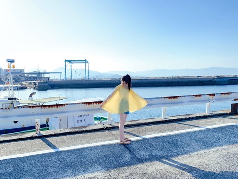 STU48石田千穂1st水着写真集「檸檬の季節」