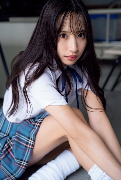 藤川らるむ週プレ初水着グラビア
