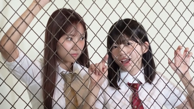 HKT48福井可憐＆石井彩音ヤンマガ初水着グラビア (5)