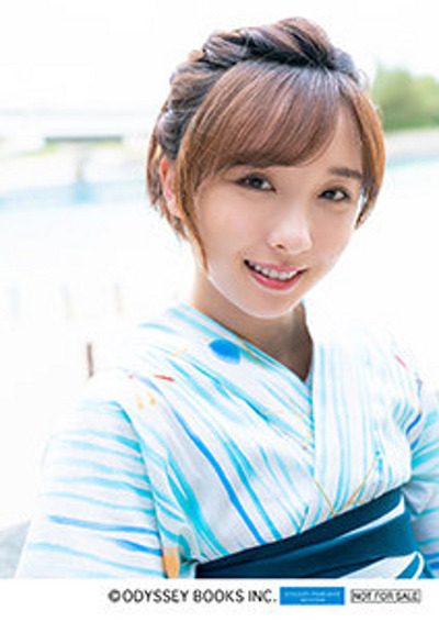 高瀬くるみ(BEYOOOOONDS)1st水着写真集「くるみイロ」